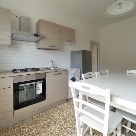 Condominio Trieste * Lido delle Nazioni